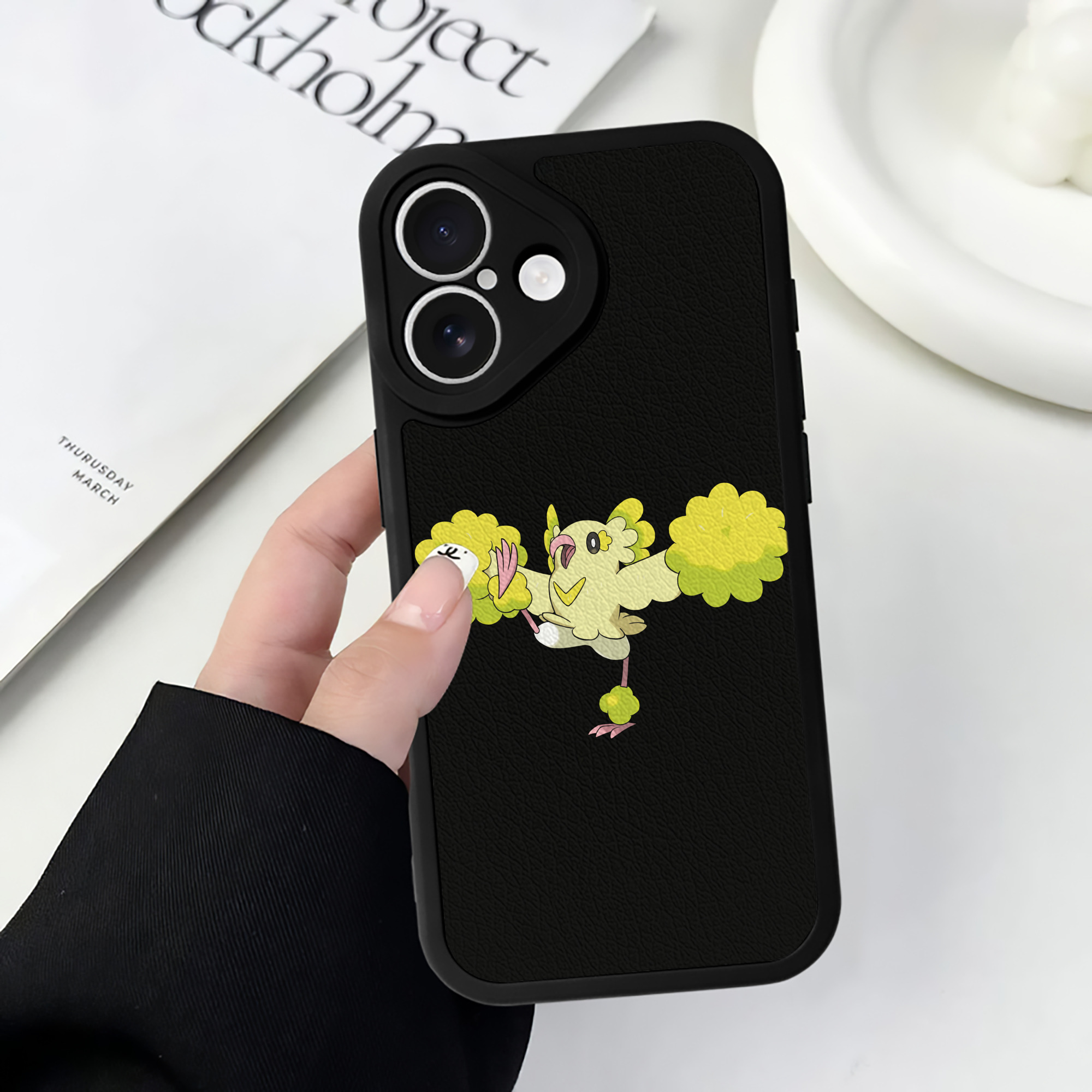 （画像用） ポケットモンスター Pokémon 【iPhone 16シリーズ対応】シリコンスマホケース（レザー調） 材質：シリコン
